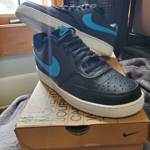 Men's Nike size 8